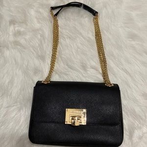 black michael kors purse